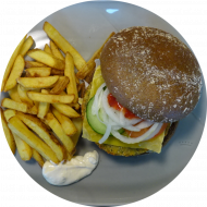 Sie können aus 6 verschiedenen Burgervariationen wählen. Heutige Tagesempfehlung: 'Veeseburger' mit Falafelpatty, Bedda Käse, Gurke und House Dip (1,9,22,81,82,83,84) dazu als Menüoption Pommes und House-Dip (9,22)