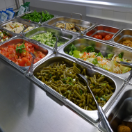 Jetzt haben wir den Salat! Bedient Euch aus unserer reichhaltig und abwechsungsreich gefüllten Salatbar. Bei uns findet Ihr eine Vielzahl von losen und angemachten Salaten, Dressings, Saaten. Lasst es Euch schmecken.