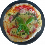Pizza Salame mit Putensalami, Gouda und Basilikum (2,3,19,54,81)