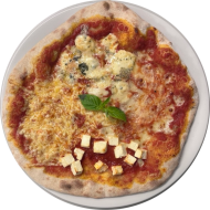 Aus dem vielfältigen Cafete⁵⁵-Angebot als heutige Empfehlung: Pizza Quattro Formaggi mit Mozzarella, Gorgonzola, Hirtenkäse und Gouda (19,81)