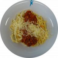 Pastaabend: Gabelspaghetti (81) mit Gemüsebolognese (1,3,21) dazu Reiberei (1)