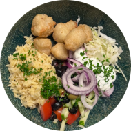 Griechische Tzatziki Bowl mit frischem Gemüse,Kritharaki und Blumenkohlnuggets (3,15,19,81)