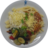 Pastabar (81) Nuss-Bolognese (49,72,73,81) oder Spinatsoße mit Hartkäse (15,19,81) dazu geriebener Gouda (19) oder Reiberei (1,2) und buntes Gemüse