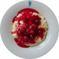 Milchreis mit Erdbeeren, Zucker und Zimt (19)