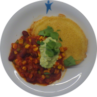 Kleine Portion: 1 Polenta-Pancake mit Bohnen-Mais-Chili und Guacamole (3,18,81,84) 