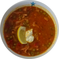 Soljanka mit Jagdwurst, Paprika, saurer Sahne und Zitrone (2,3,8,9,19,22,81) dazu 1 Brötchen (81,83)