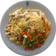Pastabar (81) mit Käse-Salbei-Soße (1,19,81) oder fruchtige Tomatensoße mit Rosmarin und Knoblauch (49,81) dazu geriebener Gouda (19) oder Reiberei (1) und buntes Gemüse
