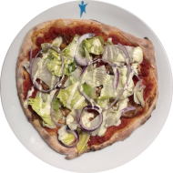 Sie können aus 6 verschiedenen Pizzavariationen wählen. Heutige Tagesempfehlung: Pizza 'Izmir' mit Hähnchenkebab, roten Zwiebeln, Salat und Kräutersoße (3,15,19,22,81)
