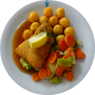 Hähnchenfilet 'Cordon bleu' mit Zitronenecke (2,8,19,81) und Geflügelsoße (81) dazu Pommes Noisette (15) und Kaisergemüse