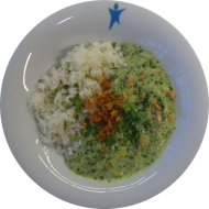 Kichererbsencurry mit Spinat, Möhren und Röstzwiebeln (18,81) dazu Reis