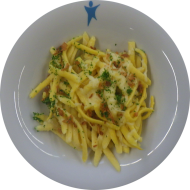 Kleine Portion: Badische Käsespätzle an Röstzwiebeln mit Käse gratiniert (15,19,81)