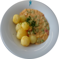 Kürbis-Möhre-Bohnen-Paprika-Curry mit geschwenkten Chilikartoffeln (18)