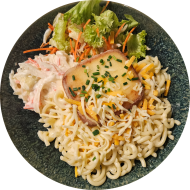 'Mac and Cheese' Bowl mit Grillkäse dazu Coleslaw-Salat (1,2,3,15,19,22,81)