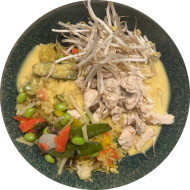 Cape-Chicken-Curry - Hähnchen in aromatischer Curry-Ingwersauce mit Asiagemüse und Knofi-Reis (17,18,19,49)