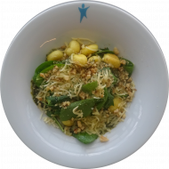 Gebratene Gnocchi mit Blattspinat,Walnüssen und Sahne (15,19,73) und Gouda