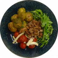 'Pesto Potatoe Bowl' mit Hähnchenstreifen, Drilling Kartoffeln, Tomaten und Mozzarella (15,19)